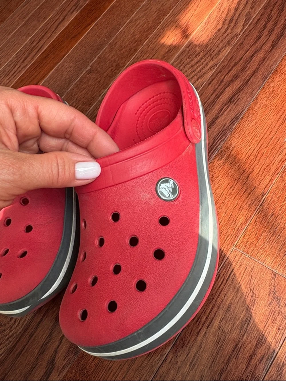 CROCS Kids Red Classic Clog with Heel Strap - Picture 10 of 11